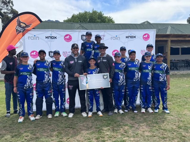U13 Dragons cricket matchday photograph